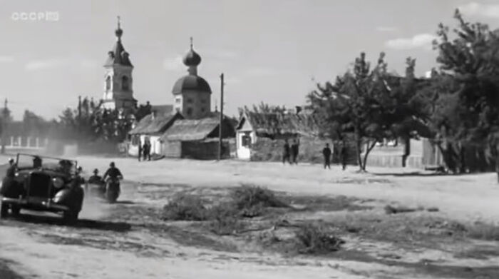 Първият открит храм на Сталинград, 1946 г
